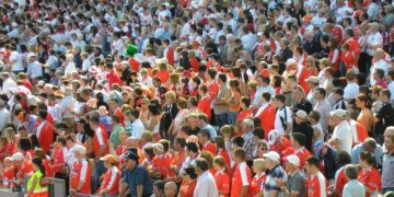 Como a comédia "Fever Pitch" retrata a relação dos torcedores com o esporte