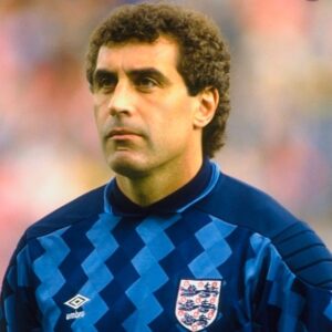 Quem é o jogador com mais partidas na história do futebol? Descubra!
