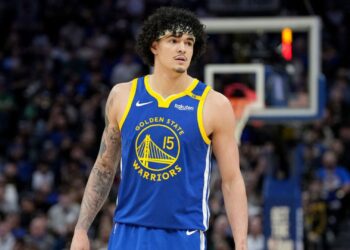 Gui Santos, ala do Golden State Warriors, durante partida contra o Denver Nuggets