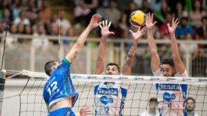 Lance de partida entre Joinville x Campinas