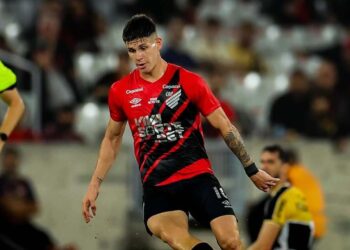 Zapelli e Denílson no Fortaleza? Fique por dentro da negociação!