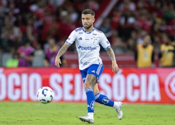 Matheus Henrique, meio-campista do Cruzeiro