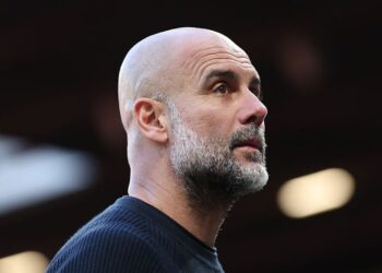 Pep Guardiola, treinador do Manchester City