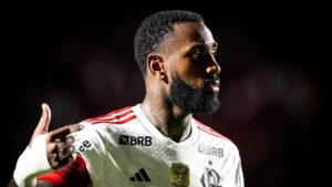 Gerson renova com o Flamengo até 2030