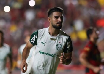 Flaco López, atacante do Palmeiras