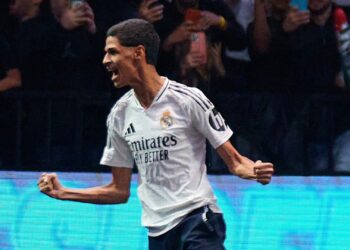 Luva de Pedreiro comemora gol pelo Capim