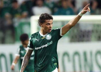 Richard Ríos comemorando o gol do Palmeiras