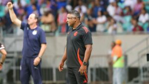 Roger Machado durante empate do Internacional