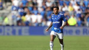 Dudu, do Cruzeiro, durante partida contra o Atlético-MG, válida pela FC Series