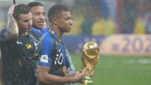 O que ganha como prêmio o artilheiro da Copa do Mundo?