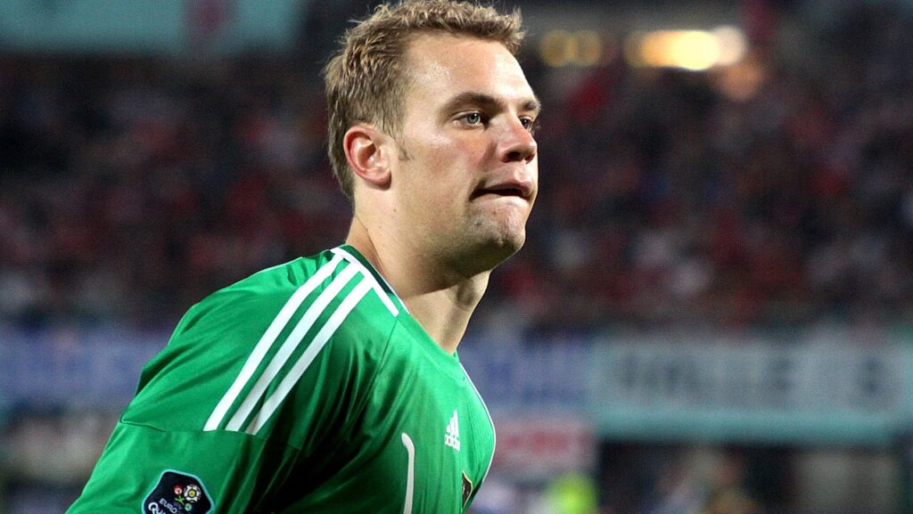 O goleiro mais bem pago do futebol