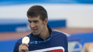 23 medalhas e recordes de Michael Phelps que desafiam o impossível!