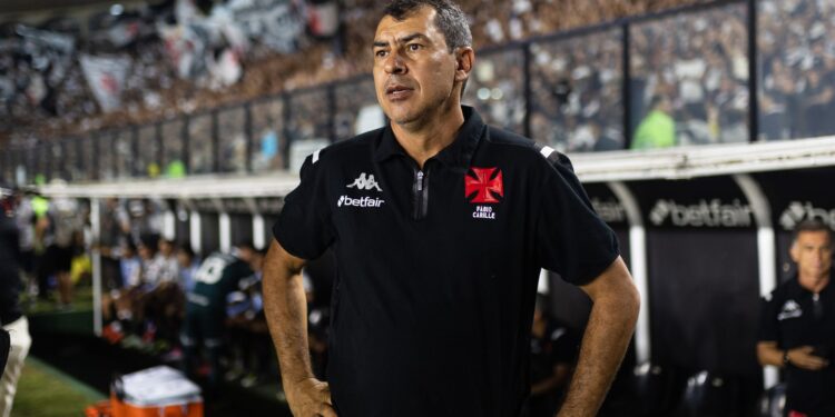 Carille desabafa após Melgar x Vasco na Sul-Americana.