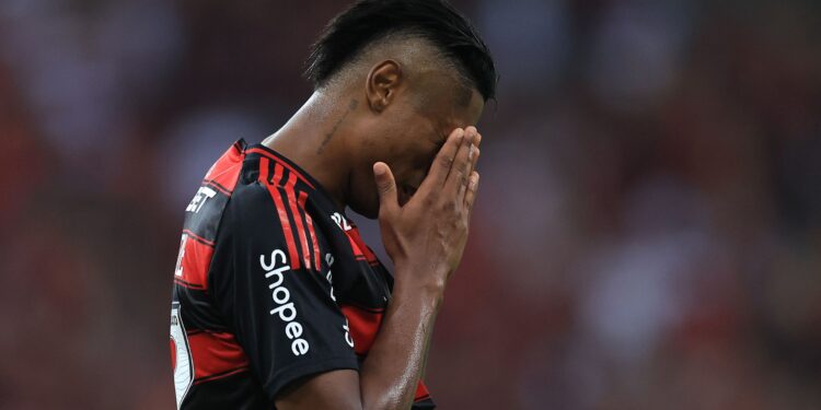 Bruno Henrique, do Flamengo, está envolvido em manipulação de jogos.