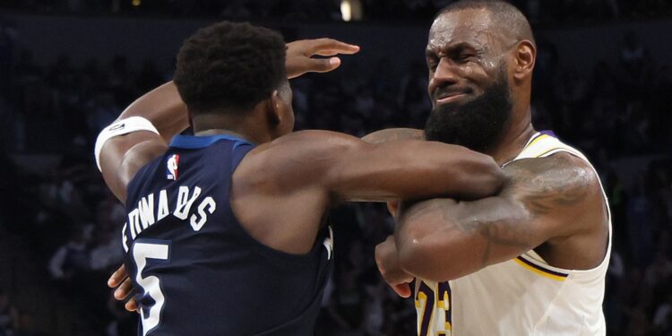 LeBron James fala sobre os Lakers na NBA.