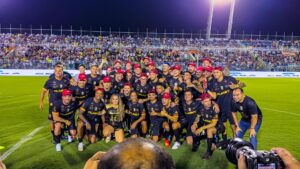 Ronaldinho Gaúcho brilhou em jogo beneficente