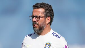 Cleber Xavier é o novo técnico do Santos.