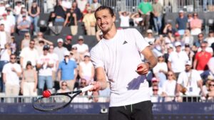 Zverev vai à final do ATP de Munique.