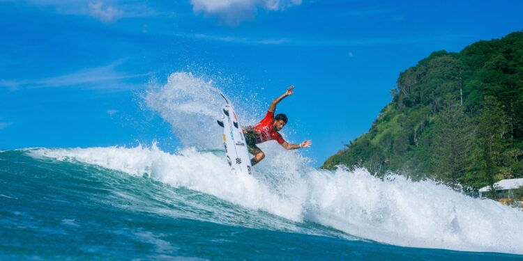 Filipe Toledo na na etapa de Gold Coast da WSL