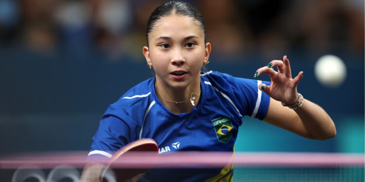 Giulia Takahashi estreou com vitória no Mundial de Tênis de Mesa