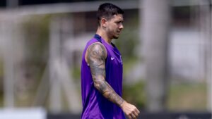 Rodrigo Garro em treino pelo Corinthians