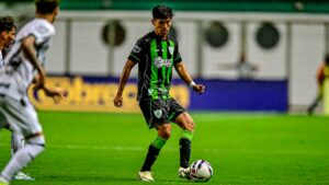 Miguelito em ação pelo América-MG