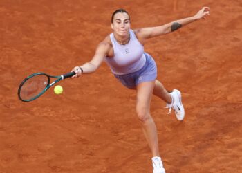 Sabalenka em ação durante derrota