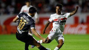 Lance de partida entre São Paulo e Libertad