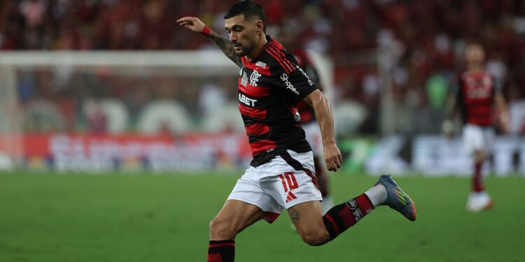 Giorgian de Arrascaeta, do Flamengo, durante partida contra o Bahia