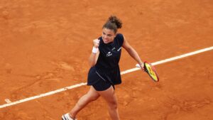 Jessica Paolini, tenista italiana, durante partida contra Coco Gauff