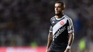 Philippe Coutinho, do Vasco, durante partida contra o Operário-PR