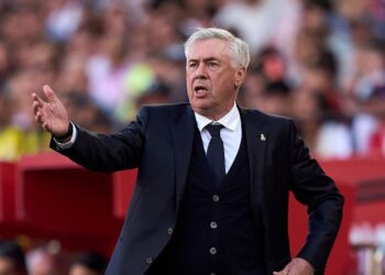 Carlo Ancelotti, treinador do Real Madrid, durante partida contra o Sevilla