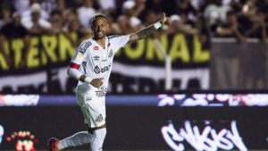 Neymar, do Santos, durante partida contra a Inter de Limeira