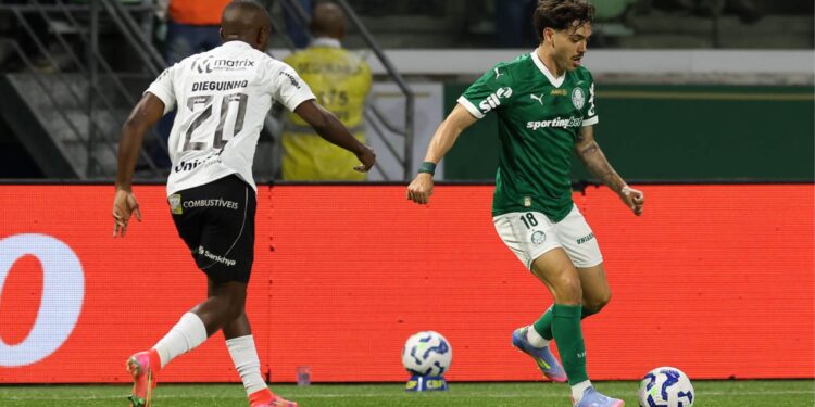 Lance de partida entre Palmeiras e Ceará
