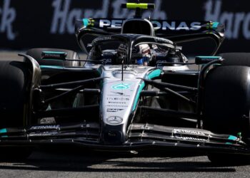 Kimi Antonelli, piloto da Mercedes, durante classificação à corrida sprint do GP de Miami