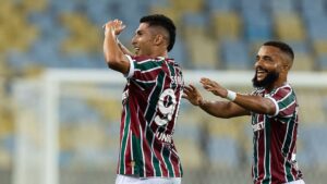 Kevin Serna, do Fluminense, comemora gol marcado contra o Sport