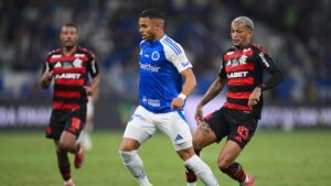 Lance de partida entre Cruzeiro e Flamengo