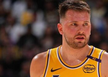 A nova sensação da NBA conquista o mundo e quebra barreiras