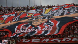 Por que Santos x São Paulo é o confronto mais tenso do futebol paulista? Veja agora!
