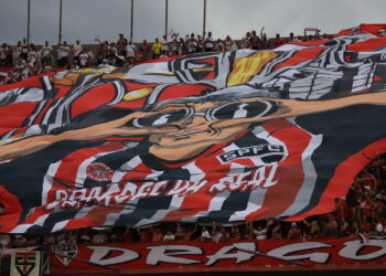Por que Santos x São Paulo é o confronto mais tenso do futebol paulista? Veja agora!