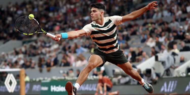 Alcaraz vence em Roland Garros.