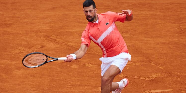 Novak Djokovic disputou as quartas do Aberto de Genebra.
