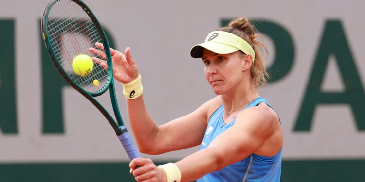 Bia Haddad caiu logo na primeira rodada de Roland Garros
