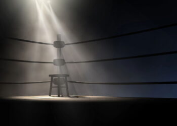 tetracampeão mundial anunciou sua aposentadoria aos 50 anos no boxe