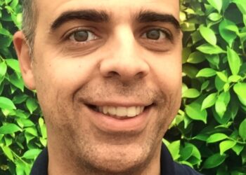 Fernando Riego explica como o ciclismo contribui para a saúde.