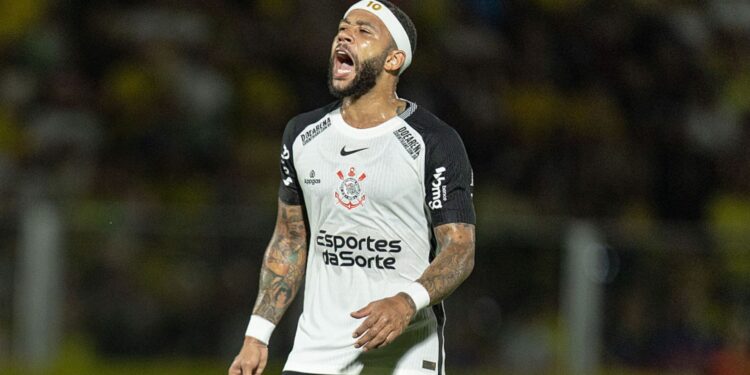 Dorival Jr prometeu conversar com Memphis