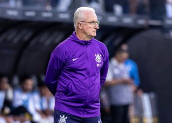 Dorival Jr, técnico do Corinthians.