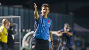 Fernando Diniz é o novo técnico do Vasco
