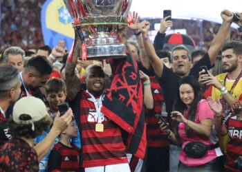 3 jogos decisivos entre Flamengo e Vasco que entraram para a história