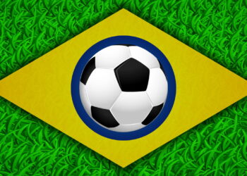 Brasileiros em busca de glória no futebol europeu agitam o mercado